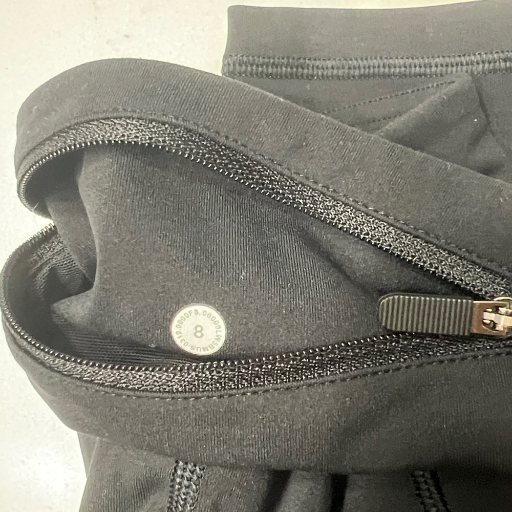 lululemon athletica Black High-Rise Pocket Leggings - Picture 3 of 4